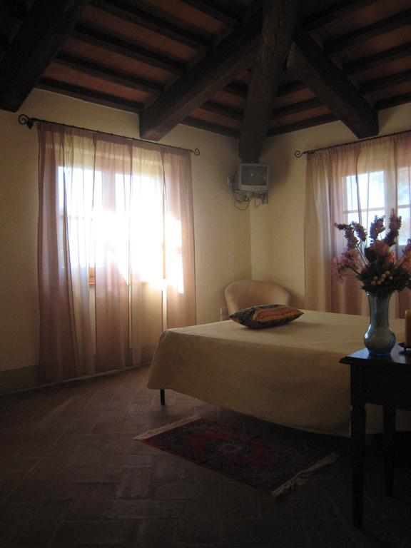 Bed and Breakfast Seven Cortona Habitación foto