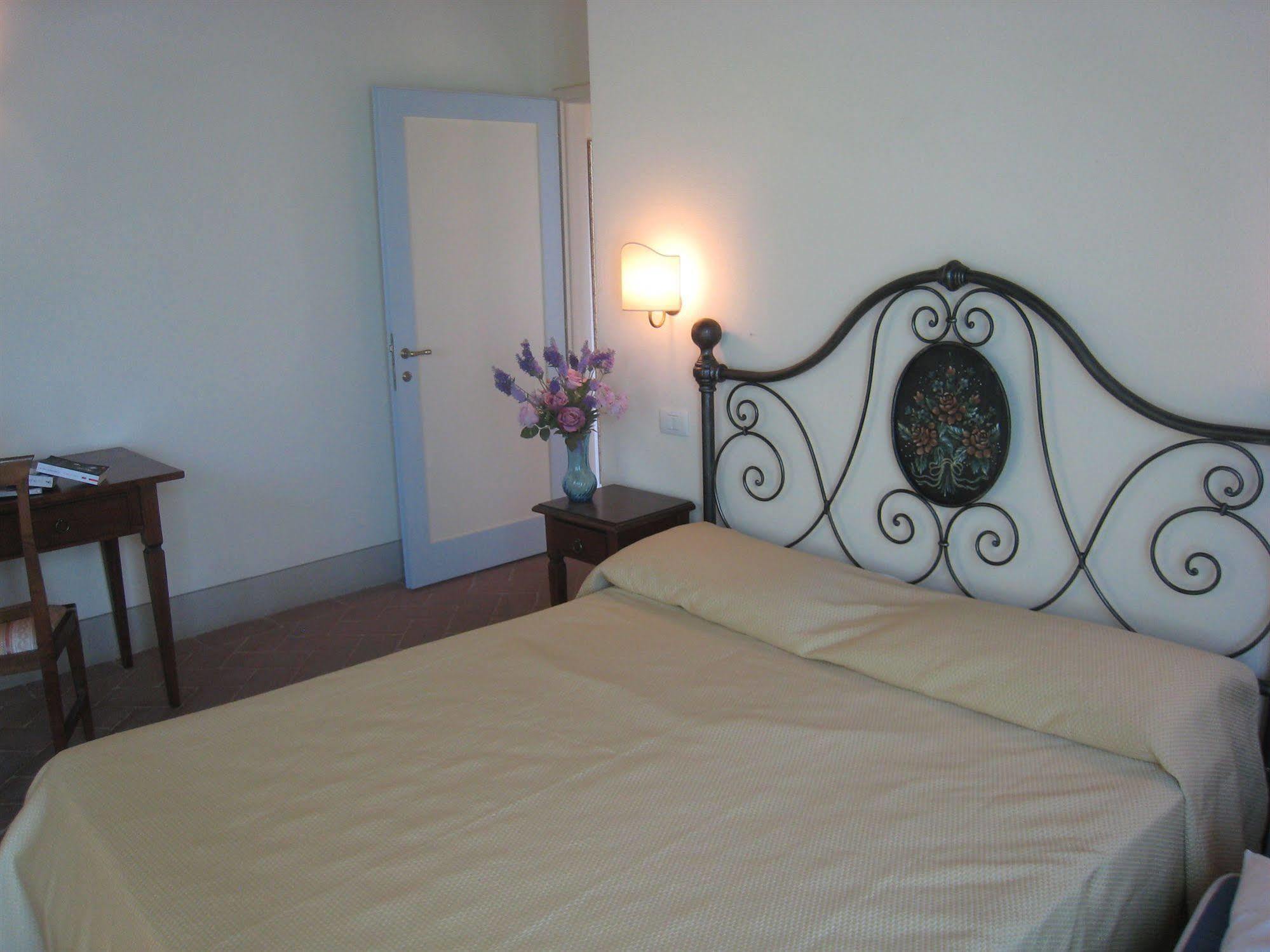 Bed and Breakfast Seven Cortona Exterior foto
